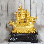 ln138 thuyen buom vang dau rong 1 150x150 Thuyền buồm đầu rồng chở vàng LN138